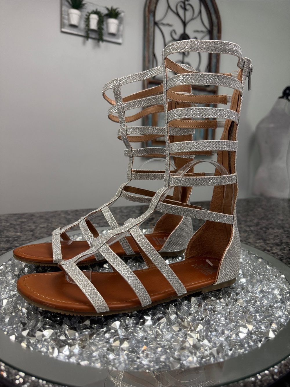 SM New York Silver Gladiator Strappy Sandals EYC 5